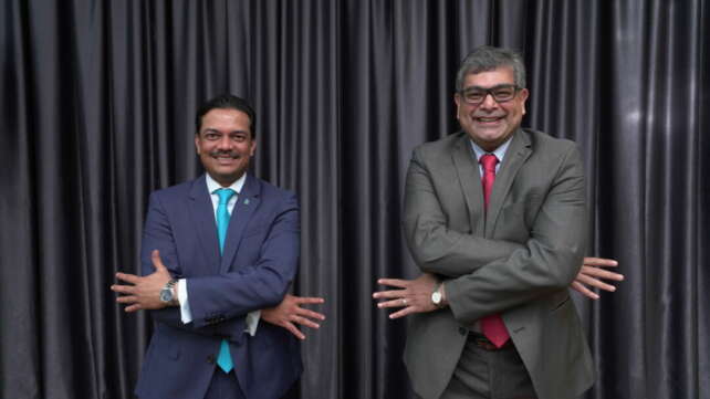 居外IQI与渣打银行合作